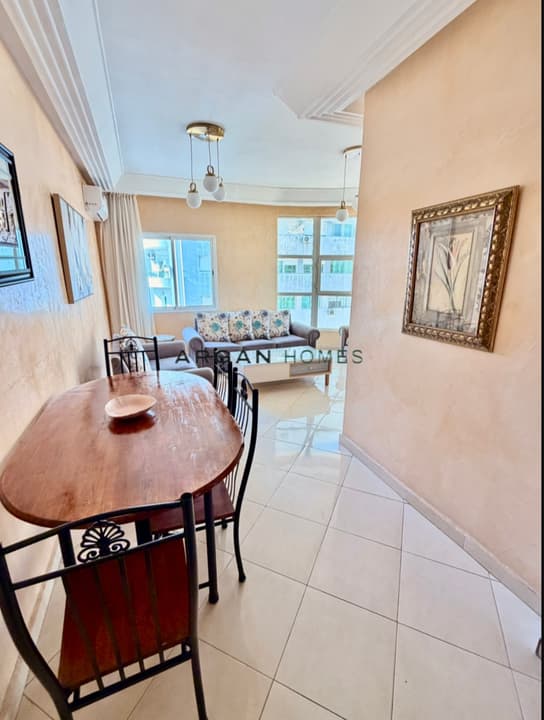 Piso de 2 Habitaciones con Vistas al Mar en Alquiler en Malabata, Tánger
